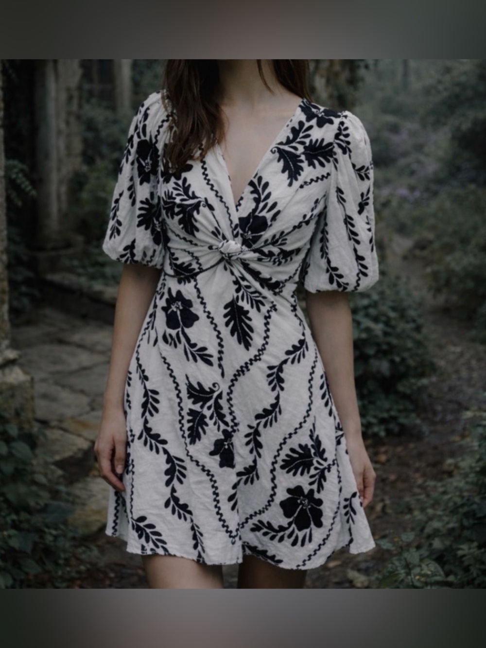 White Closet LG Linen Blend Mini Blk White Floral Short Sleeve Travel Resortwear